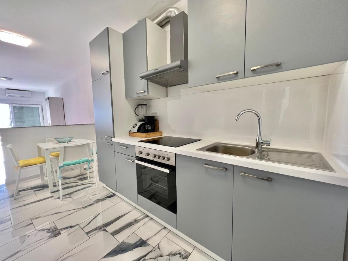 Apartmani Ana Dramalj Exteriör bild