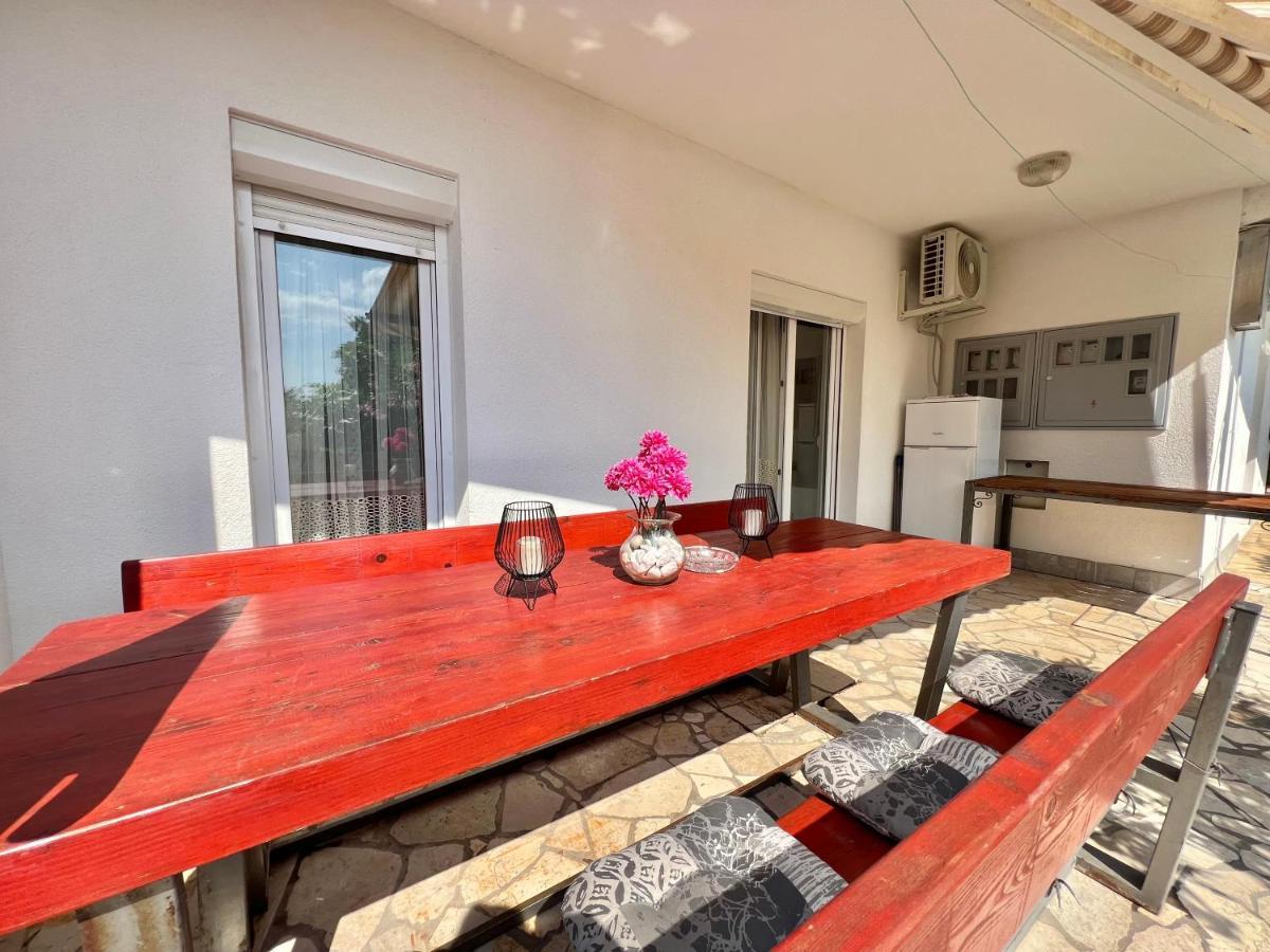 Apartmani Ana Dramalj Exteriör bild