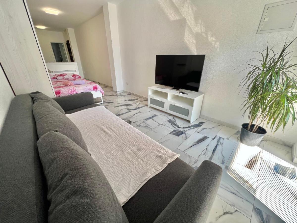 Apartmani Ana Dramalj Exteriör bild