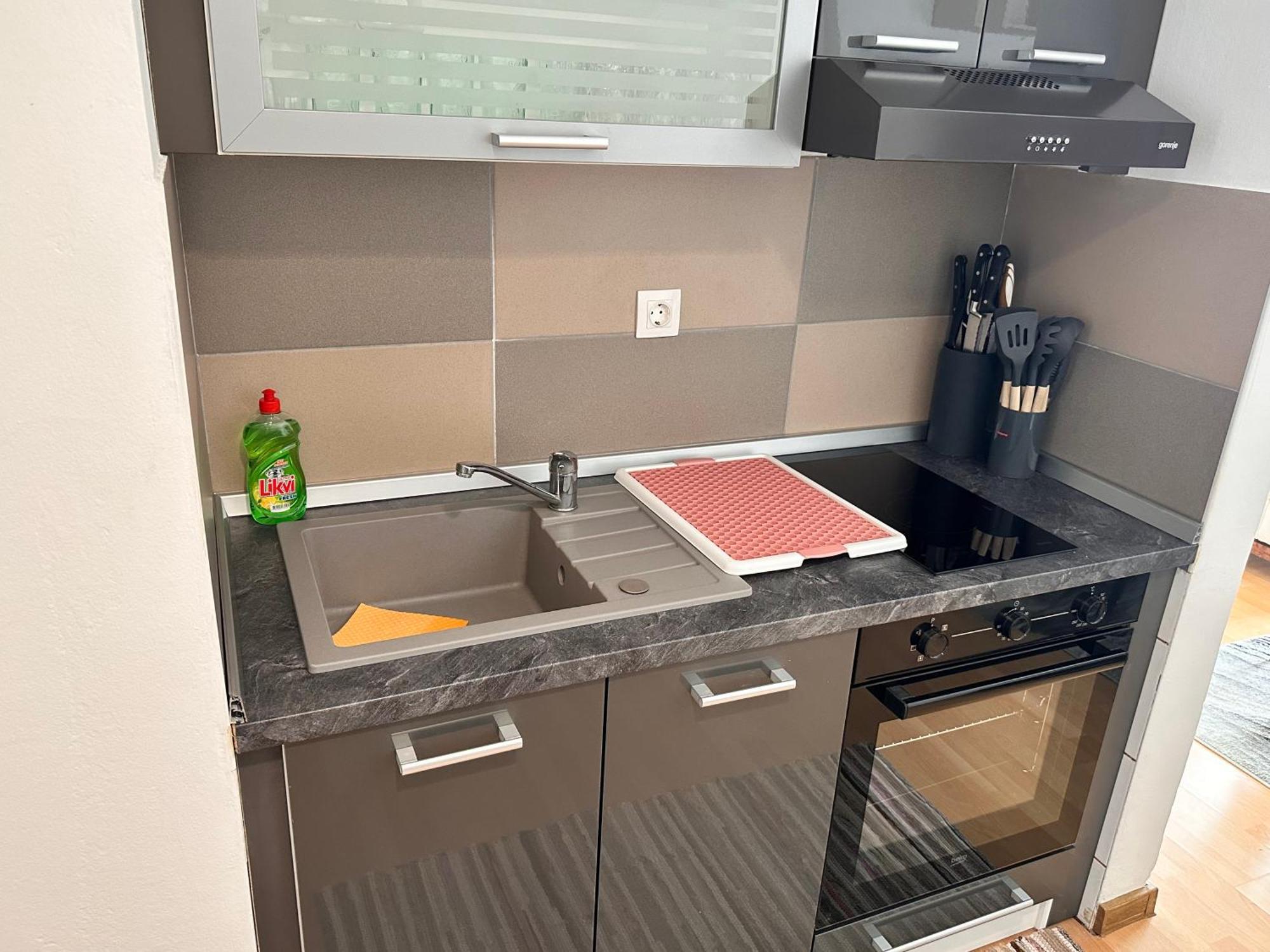 Apartmani Ana Dramalj Exteriör bild